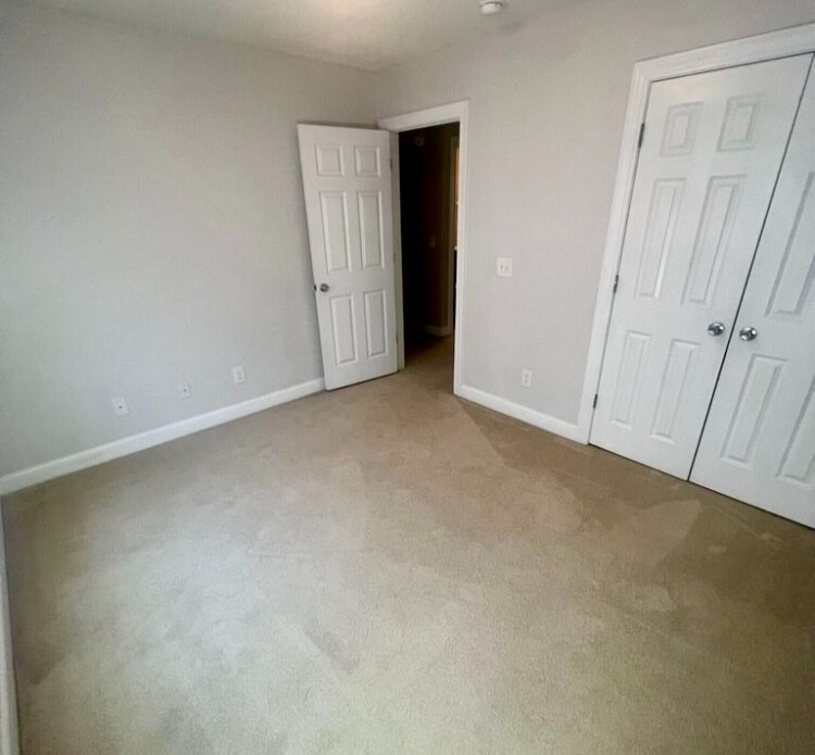 Building Photo - 4267 Dudleys Grant Dr