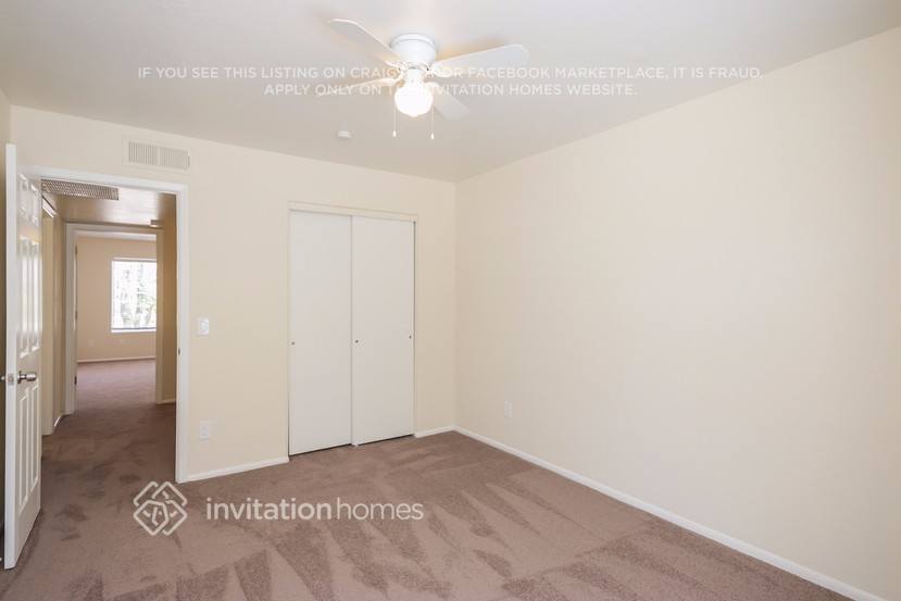 Building Photo - 1126 E Hearne Way