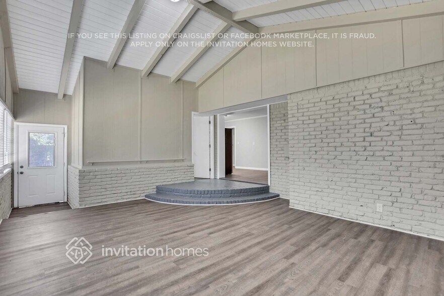 Building Photo - 3771 Brookcrest Cir