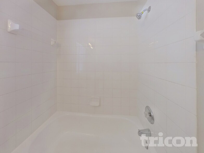 Building Photo - 27209 La Jolla Way