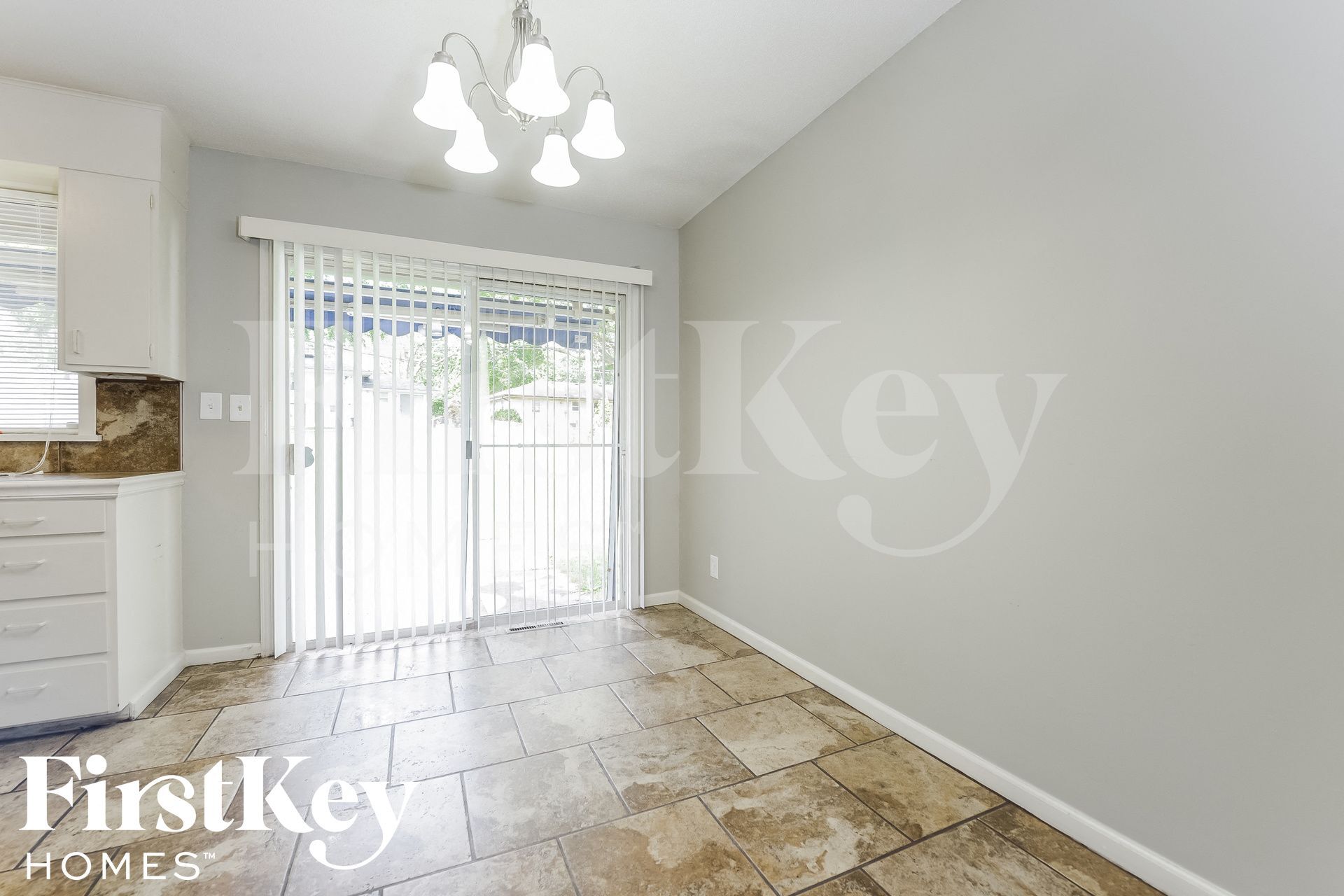 Building Photo - 9220 Oakland Ave