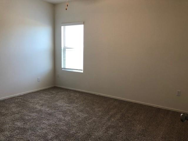 Building Photo - 3300 Lodgepole Dr
