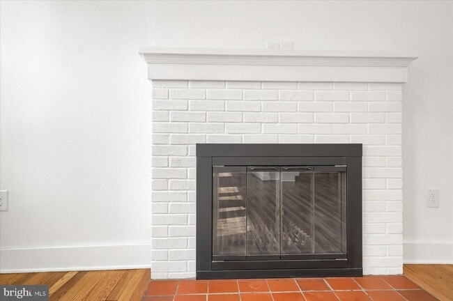 Building Photo - 537 Kemmerer Rd