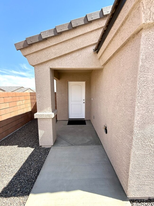 Building Photo - Newly Built 3-Bedroom, 2-Bath Home in a Prime Location Near Hospital & Shopping!