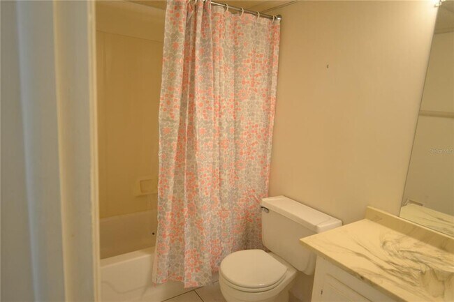 Building Photo - 329 Moorings Cove Dr