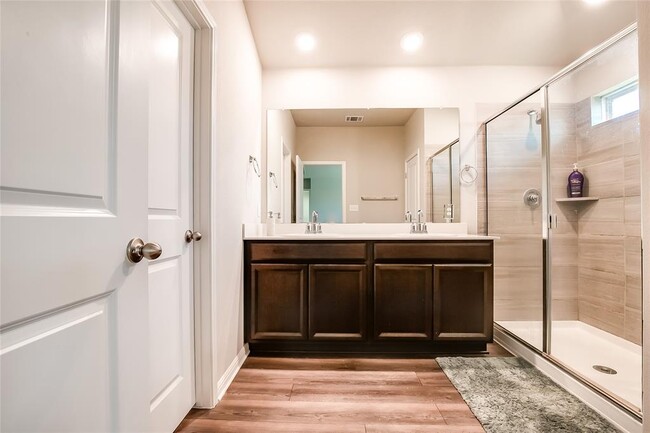 Building Photo - 403 Grapefruit Rd