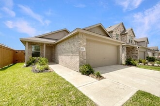 Building Photo - 16418 Monte Sinai Dr
