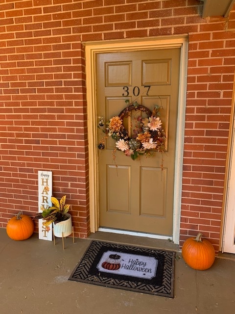 Building Photo - 250 Little St