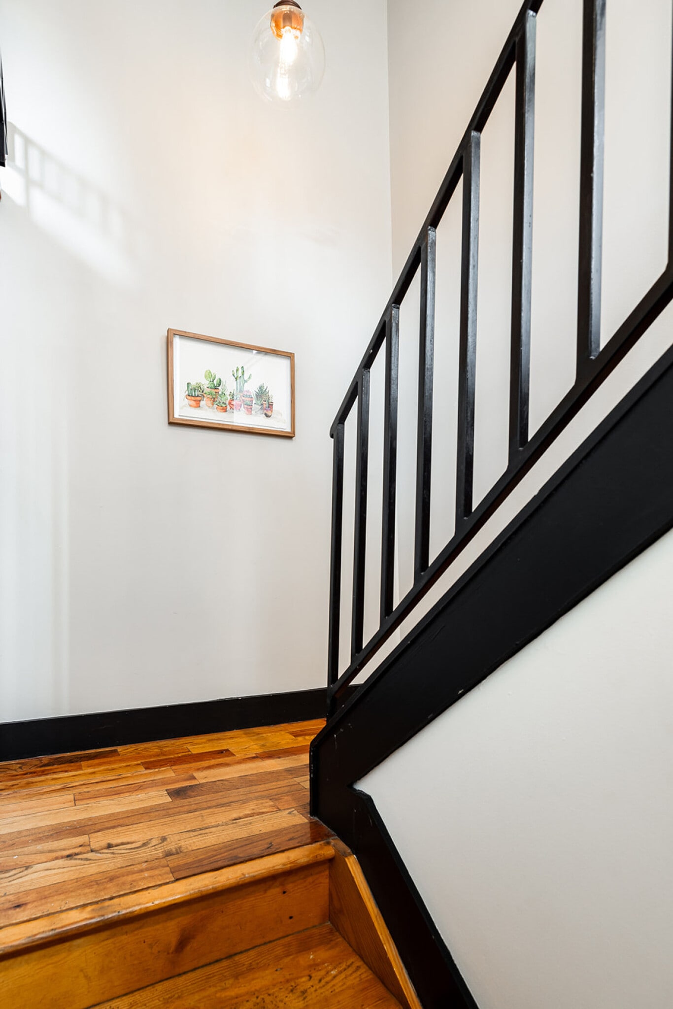 Building Photo - 1304 Broadway-SI ID1056031P