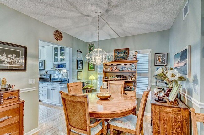 Building Photo - 1071 Sugar Sands Blvd