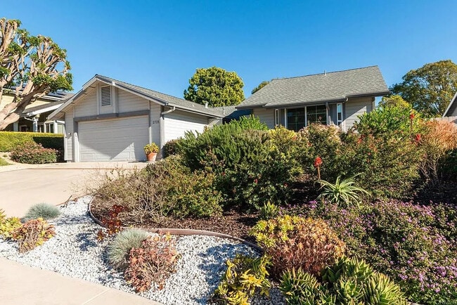 Building Photo - 2725 Glasgow Dr