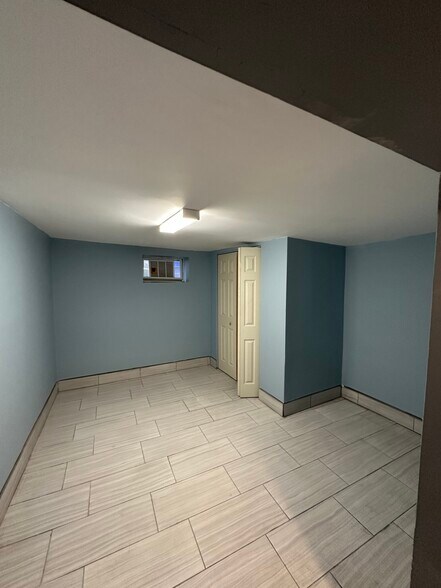 Building Photo - 18 Spring Garden St