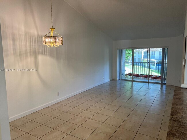 Building Photo - 13922 SW 91st Terrace