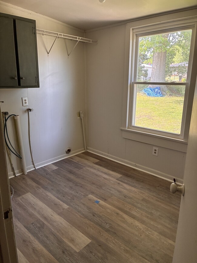 Building Photo - 1226 Sizemore St