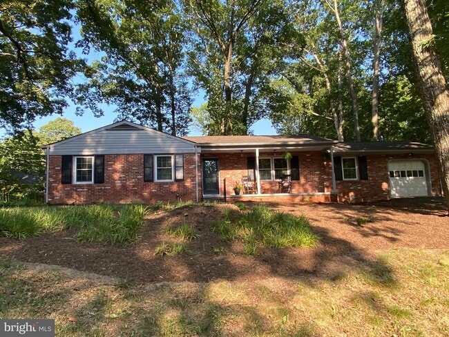 Building Photo - 112 Jay Rd