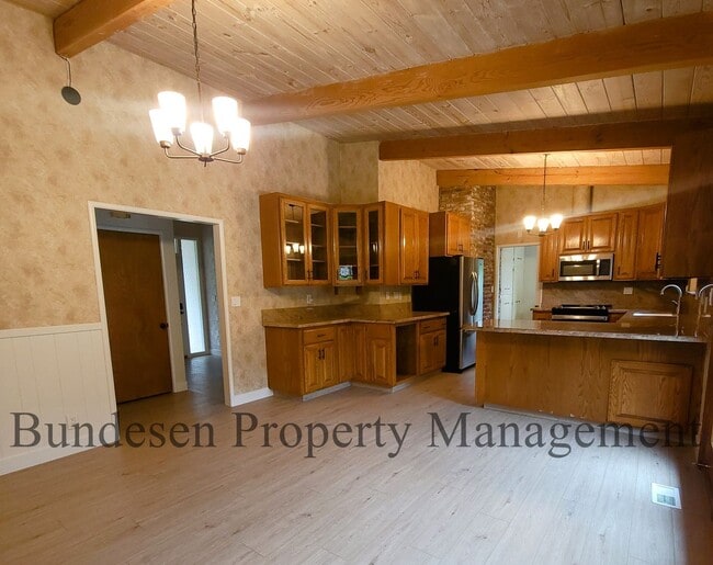 Primary Photo - Serene and tranquil living