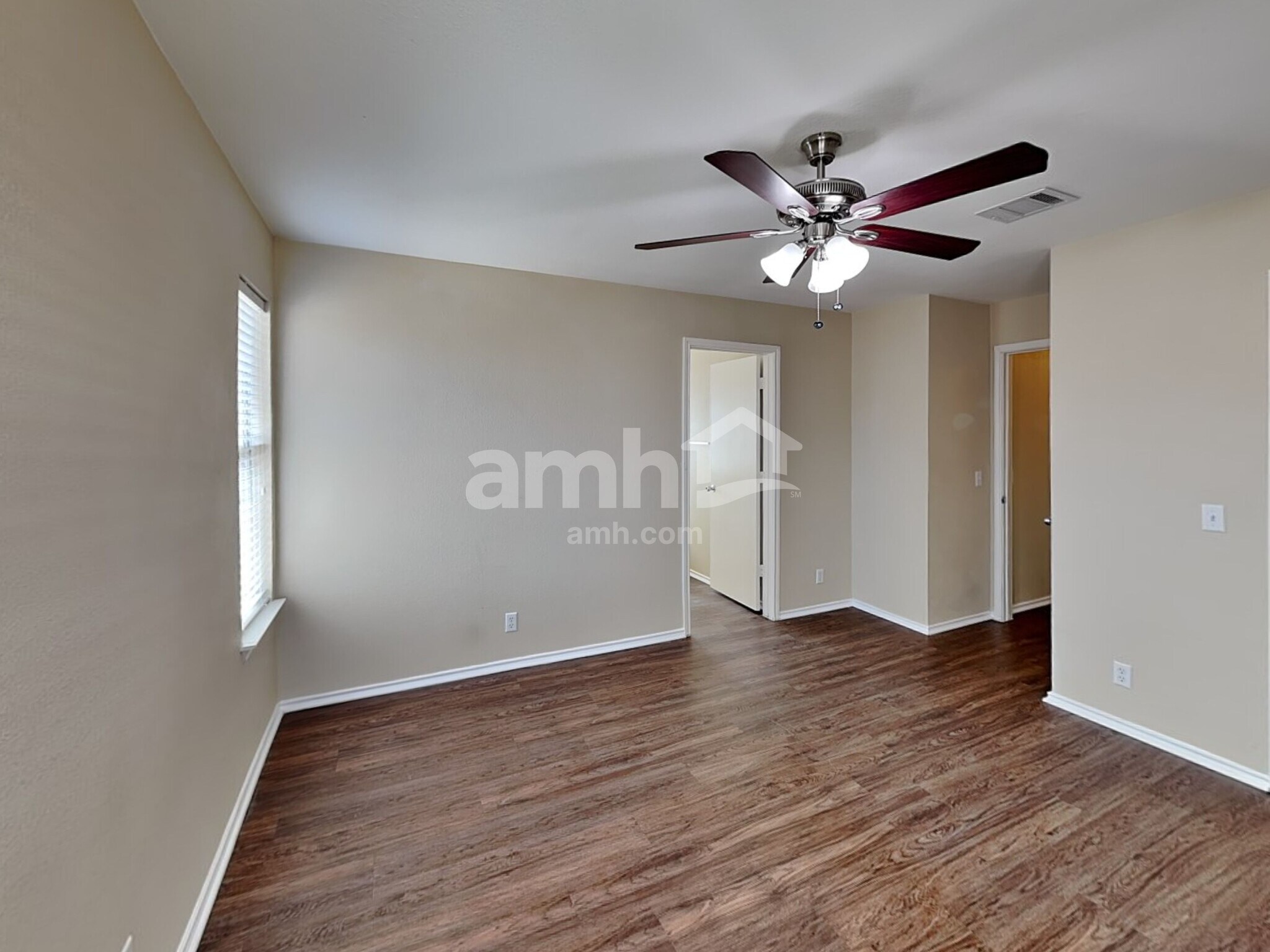 Building Photo - 224 Tolcarne Dr