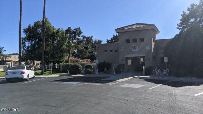 Building Photo - 14562 W Moccasin Trail