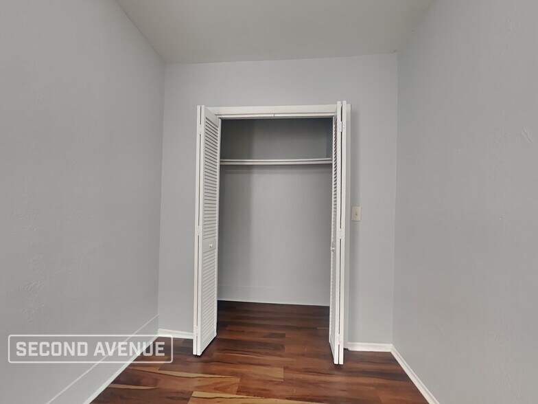 Building Photo - 5637 Dunmire Ave