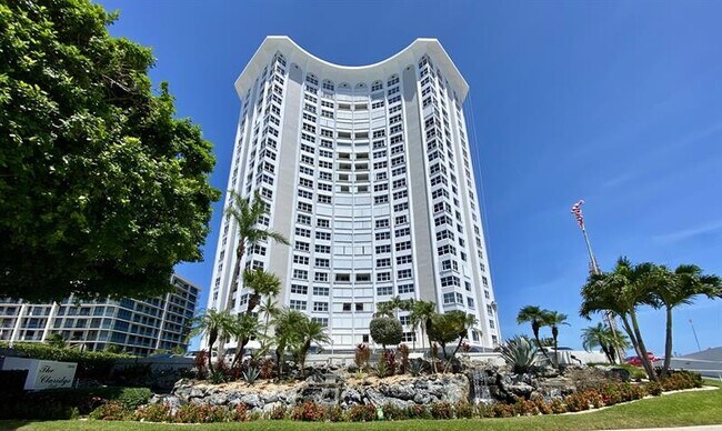 Building Photo - 1340 S Ocean Blvd