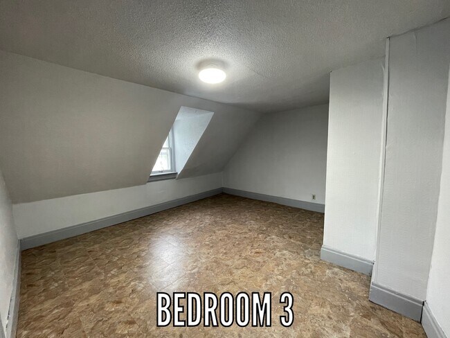 Building Photo - 501 Ave B