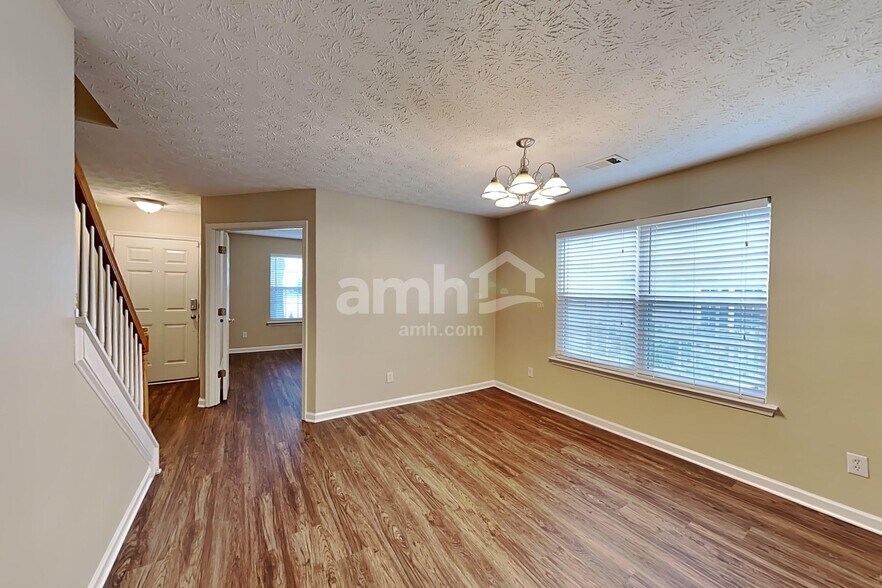 Building Photo - 308 Sam Cobb Pl
