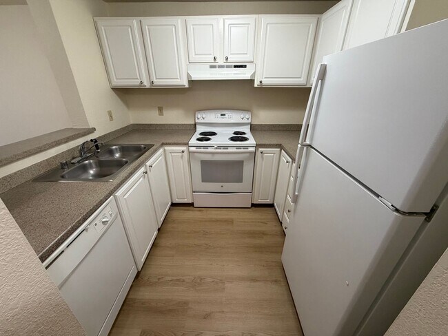 Interior Photo - TWG North