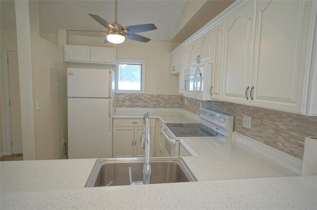 Building Photo - 7802 Amberlea Ct