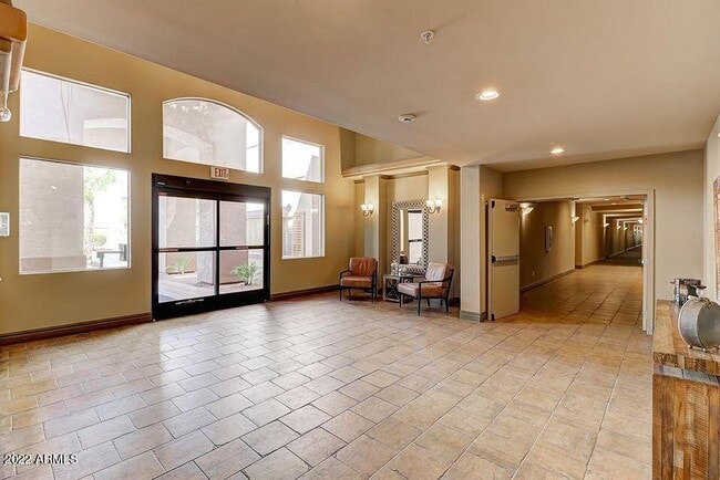 Building Photo - 14000 N 94th St