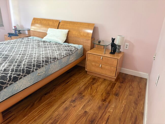 Building Photo - 4602 Martinique Way