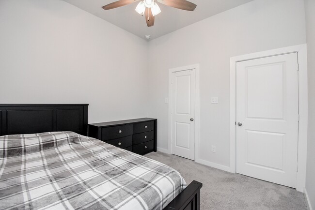 Building Photo - 16635 Bristol Steel Ln