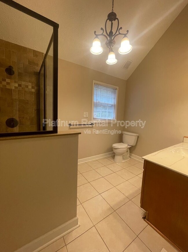 Building Photo - 377 Arbour Way