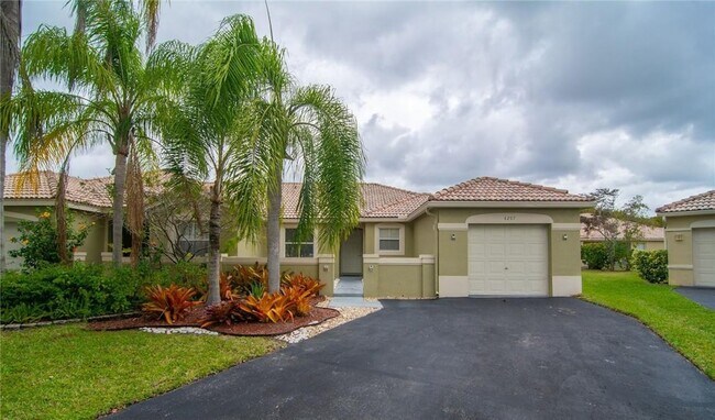 Building Photo - 4297 Pine Ridge Ct