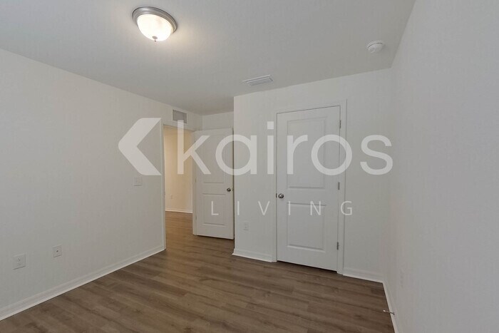 Building Photo - 262 Grenada St NW