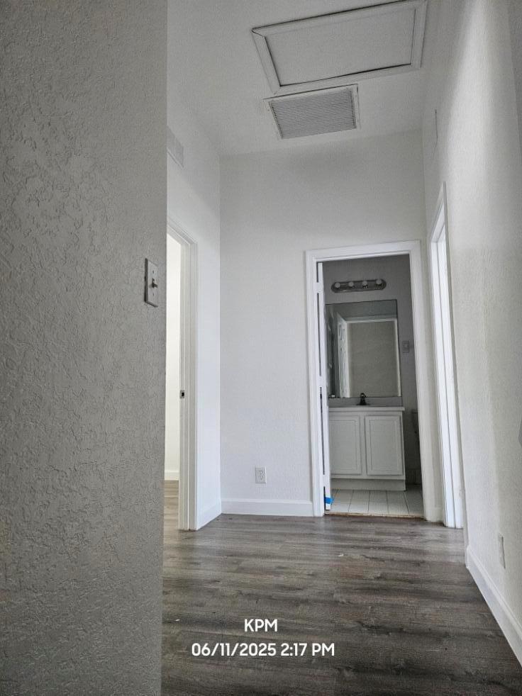 Building Photo - 1109 Colonial Palms Way