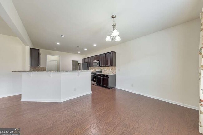 Building Photo - 4990 Brierstone Dr