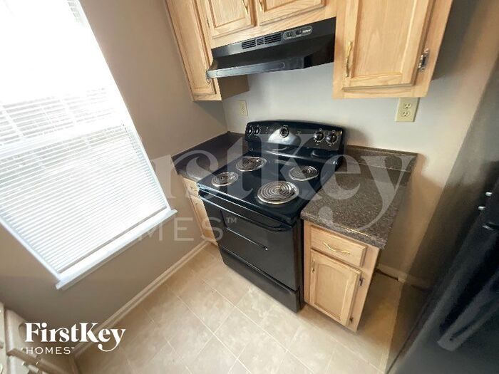 Building Photo - 1809 Black Bear Cir W