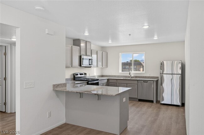 Building Photo - 2313 Seco Adobe Cir