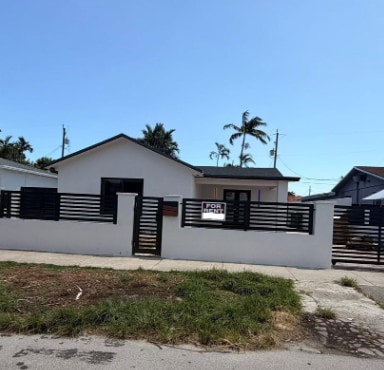 Building Photo - 3680 NW 16th St