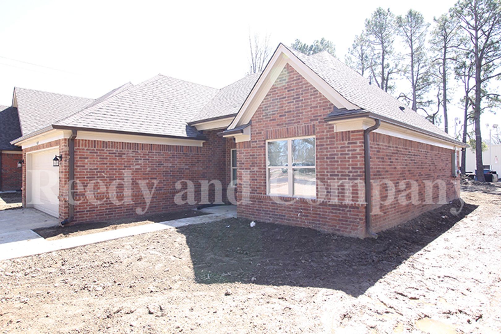 Building Photo - 5023 Acorn Dr