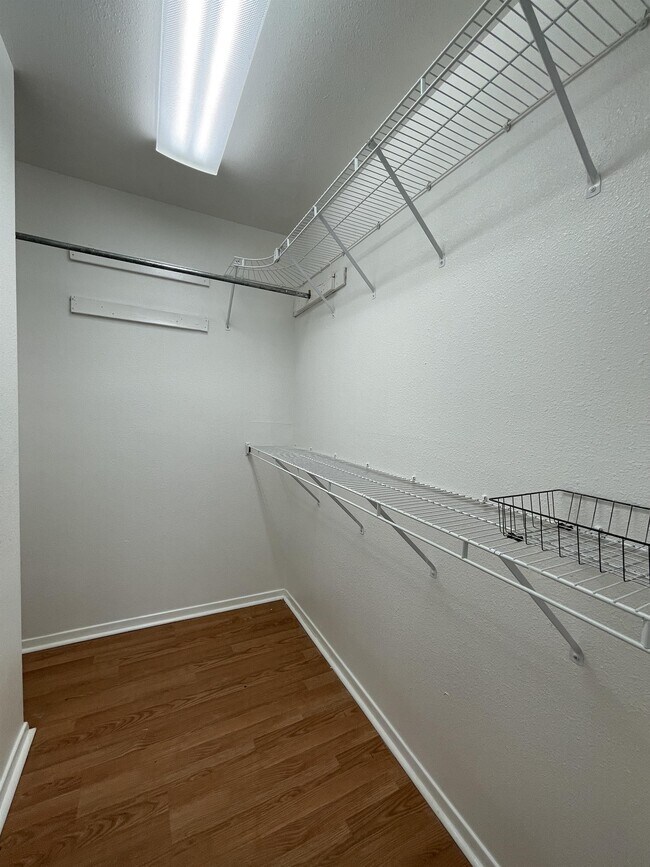 Building Photo - 5623 Granger Pl