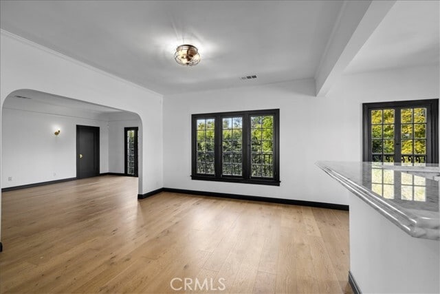 Building Photo - 1118 S Highland Ave
