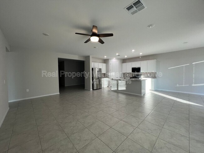 Building Photo - 3435 S 177th Dr