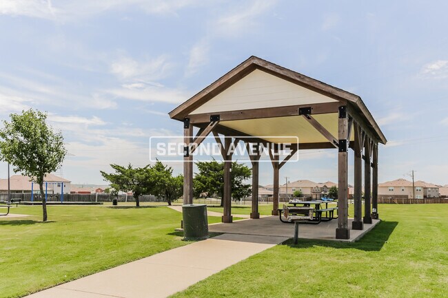 Building Photo - 507 Bennie Leonard St