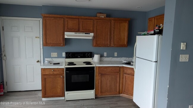 Building Photo - 114 Prospect Ave