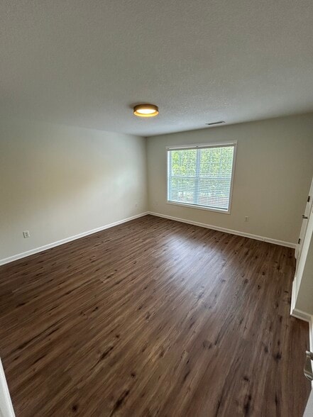 Building Photo - 53 Meadow Glen Ct