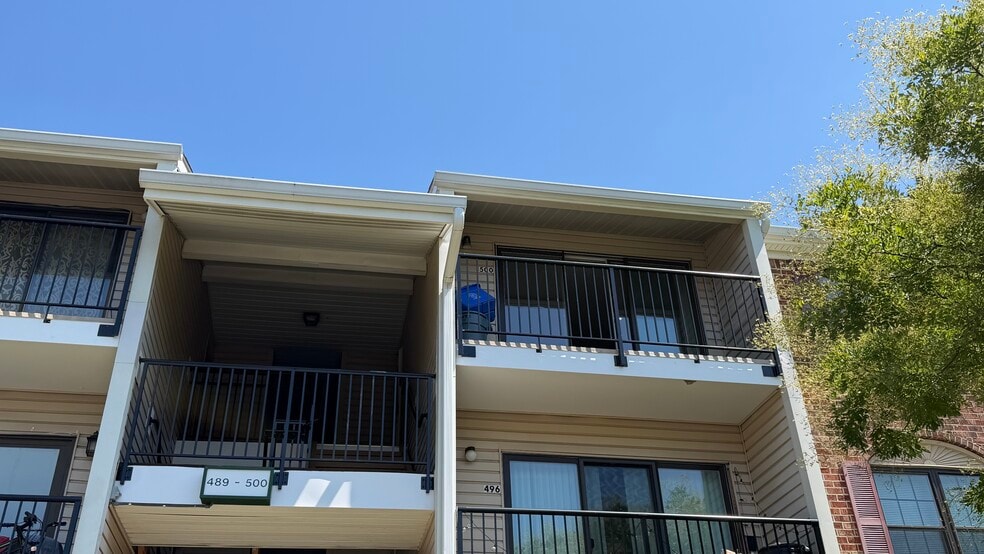 EXTERIOR - 500 Danbury Ln
