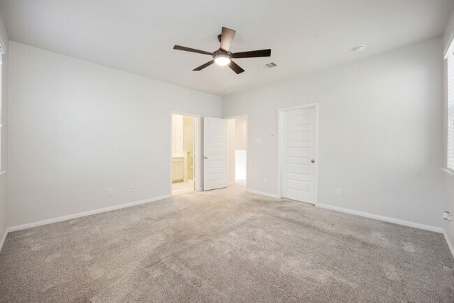 Building Photo - 3108 Planters Peak Dr