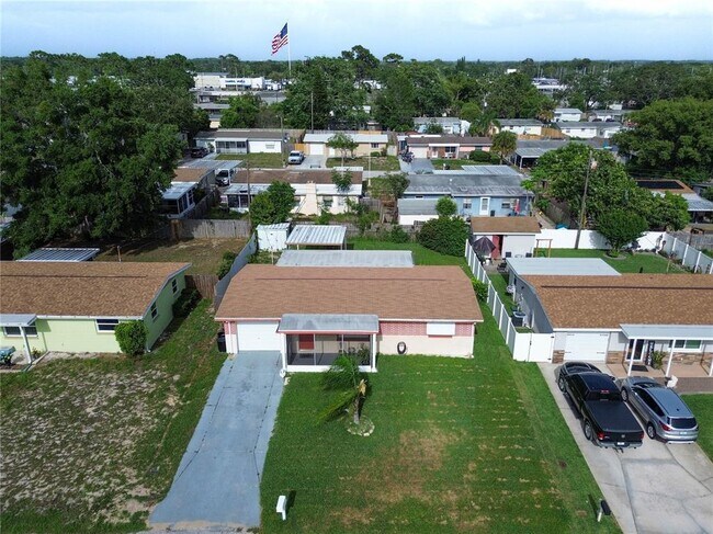 Building Photo - 2048 Melody Dr