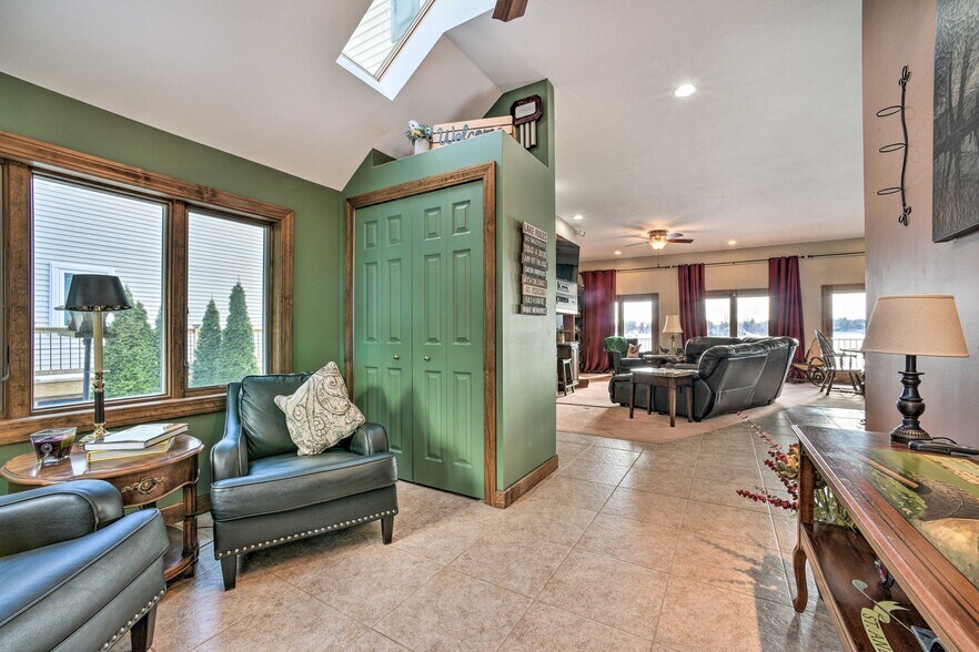 Building Photo - 5027 Harp Dr
